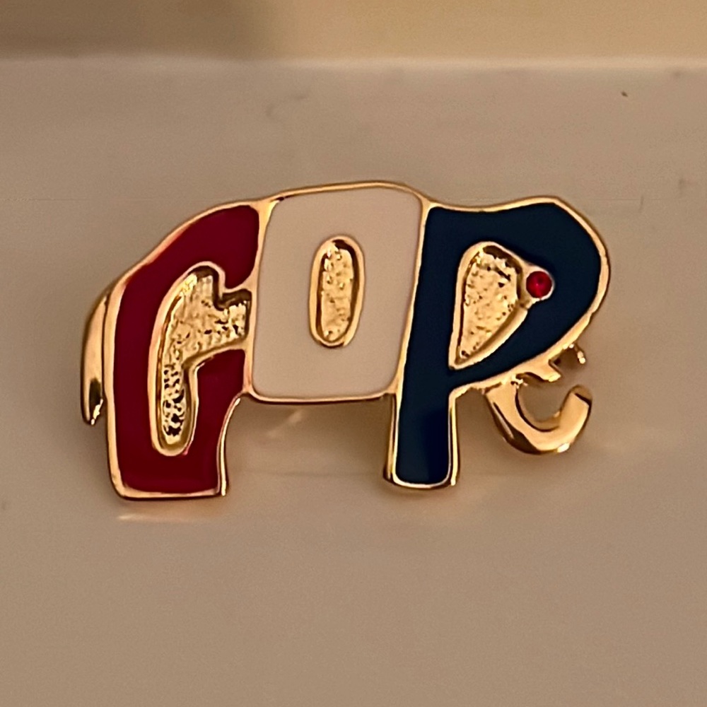 Copyright AD 1995 GOP Elephant Brooch Pin Enamel & Gold-Toned Metal